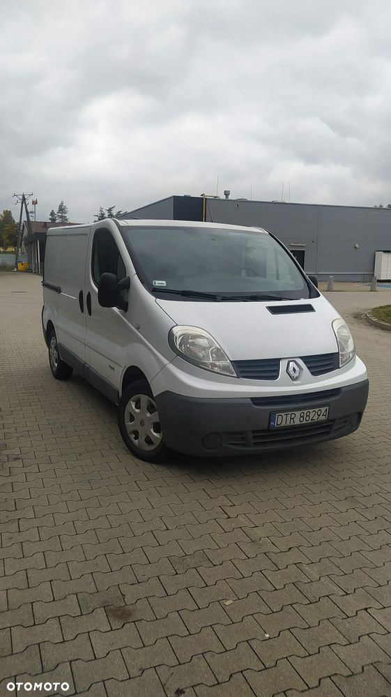 Renault Trafic - 2