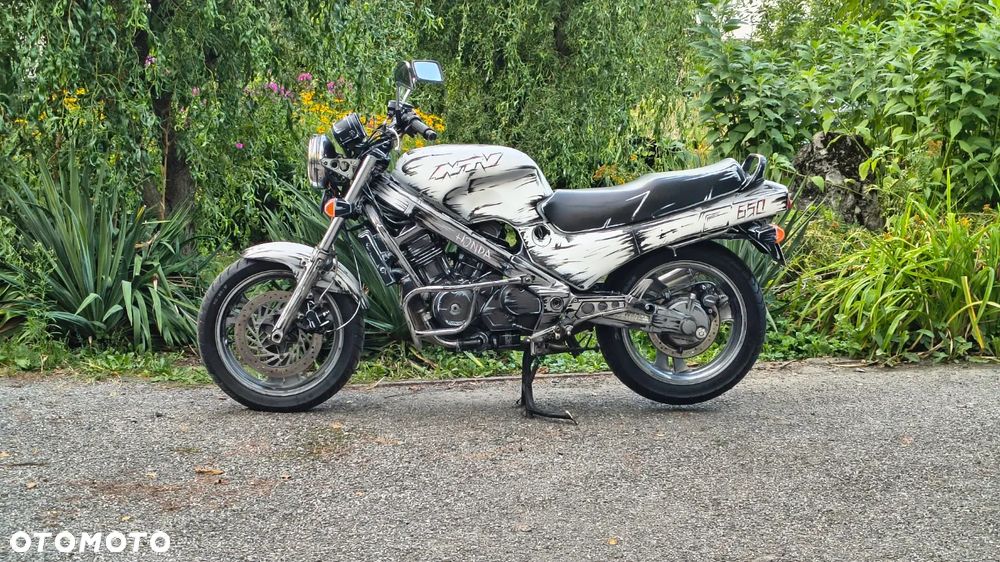 Honda NTV - 19