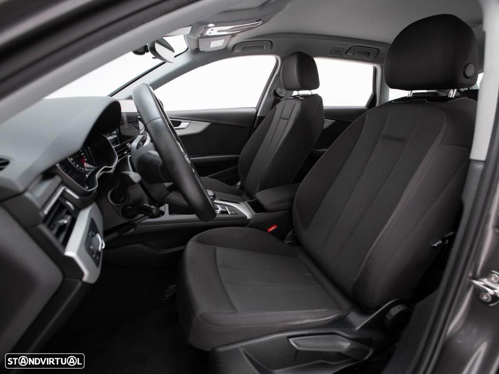 Audi A4 Avant 30 TDI S tronic - 9