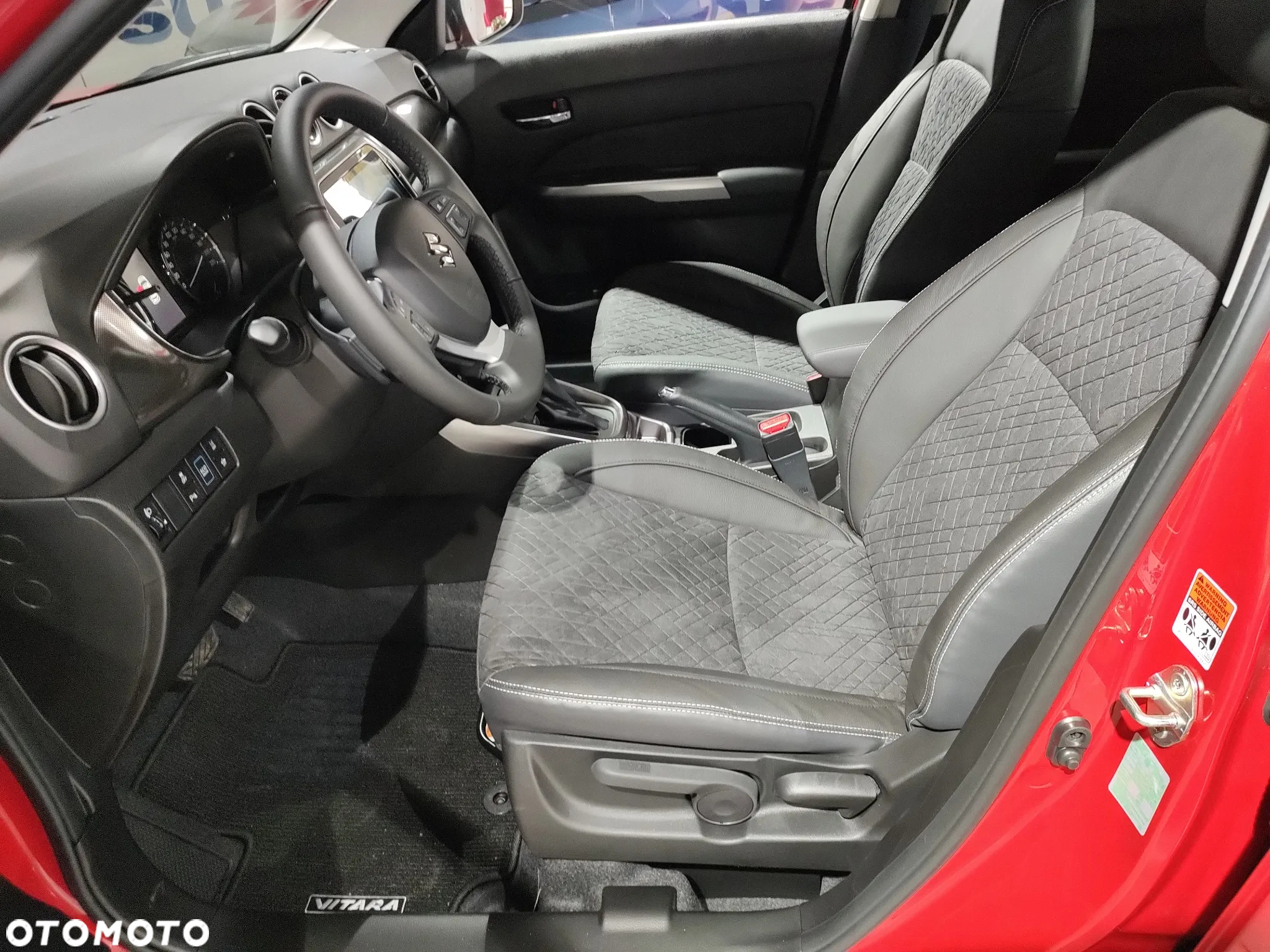 Suzuki Vitara 1.5 DualJet Hybrid Elegance 2WD AGS - 23