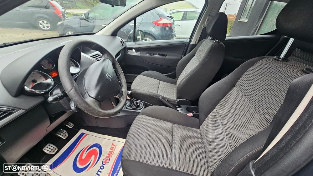 Peugeot 207 1.4 HDi SE Sportium - 7