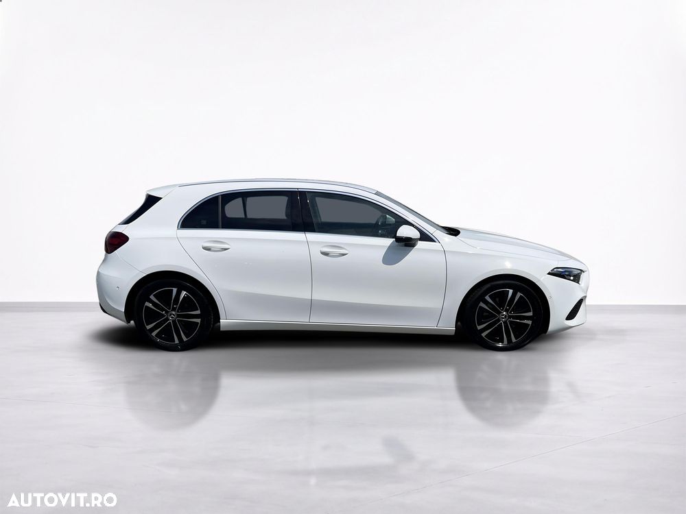 Mercedes-Benz A 180 Sedan 7G-DCT Progressive - 7