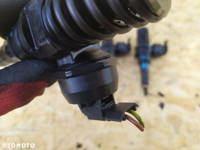 POMPOWTRYSKI WTRYSKIWACZE KPL VW SKODA SEAT AUDI A4 B5 AVB 038130072AJ - 5