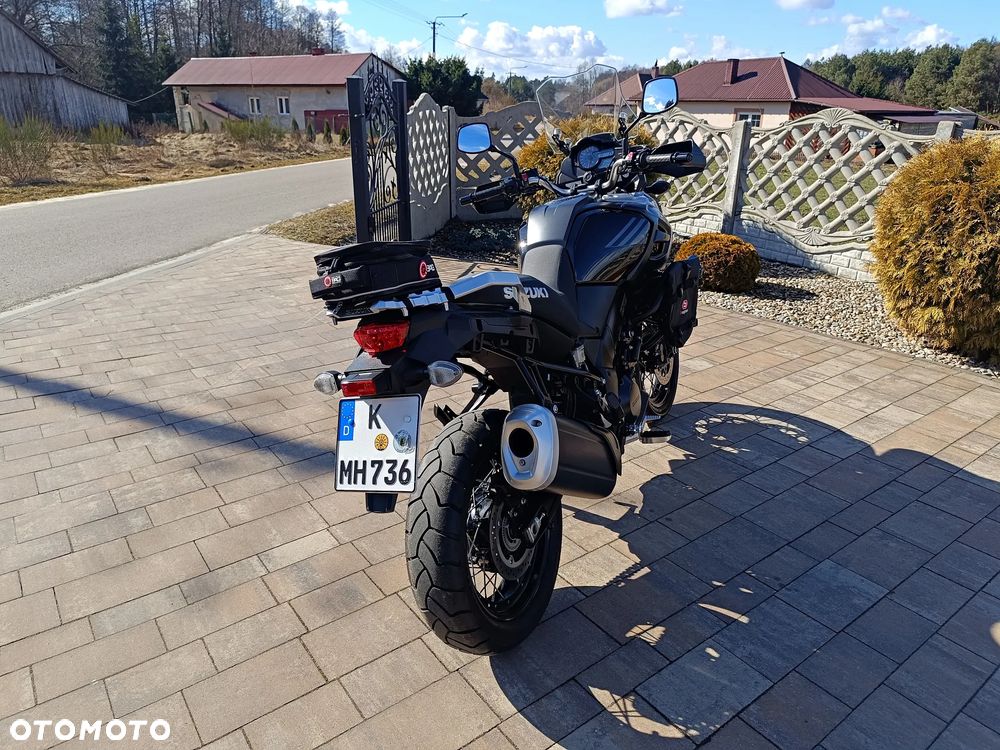 Suzuki V-STROM - 7