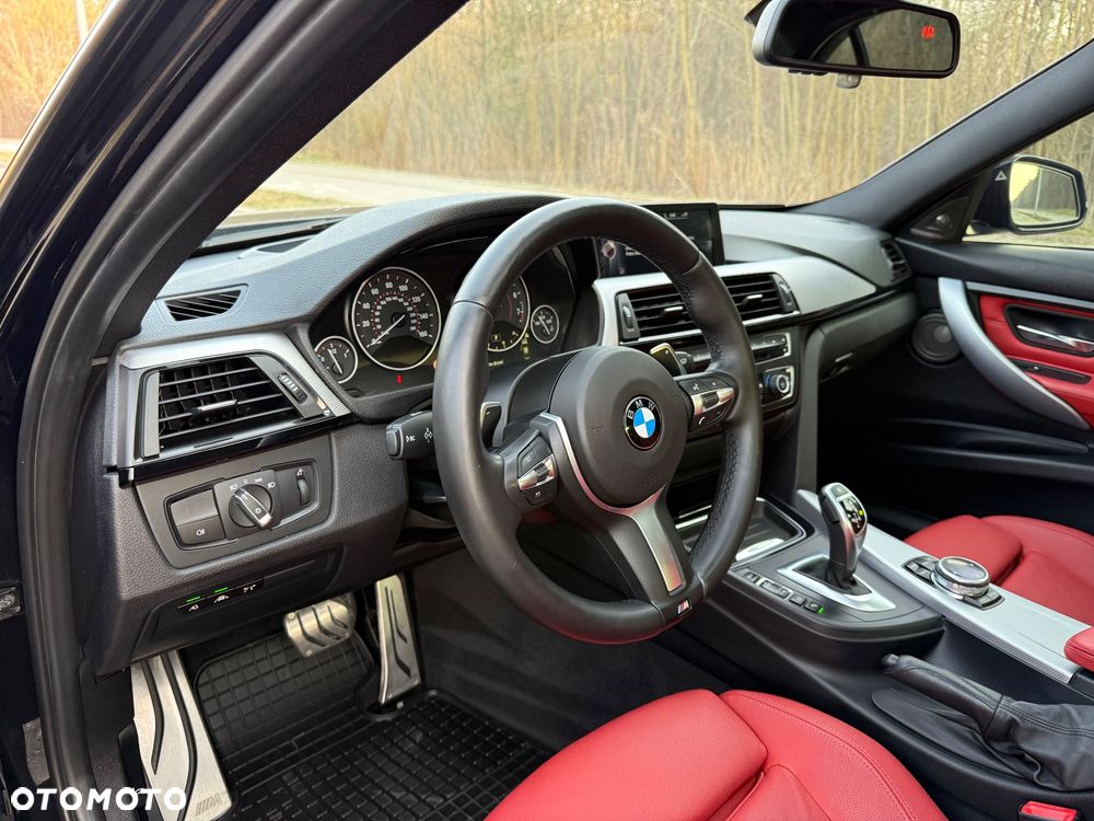 BMW Seria 3 335i Sport-Aut - 15