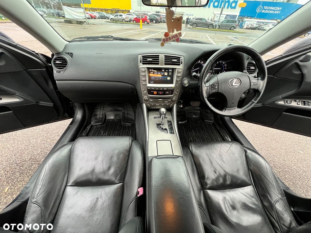 Lexus IS 250 Prestige - 12