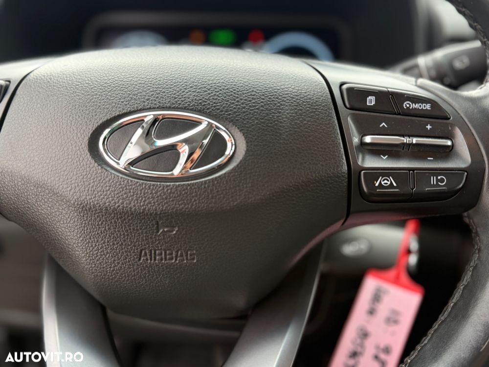 Hyundai KONA 1.6 CRDi DCT 4WD Style - 6