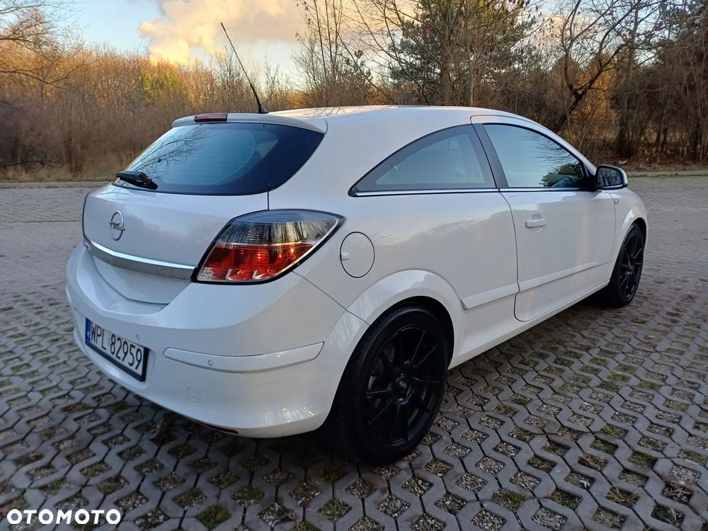 Opel Astra 1.4 Cosmo - 11