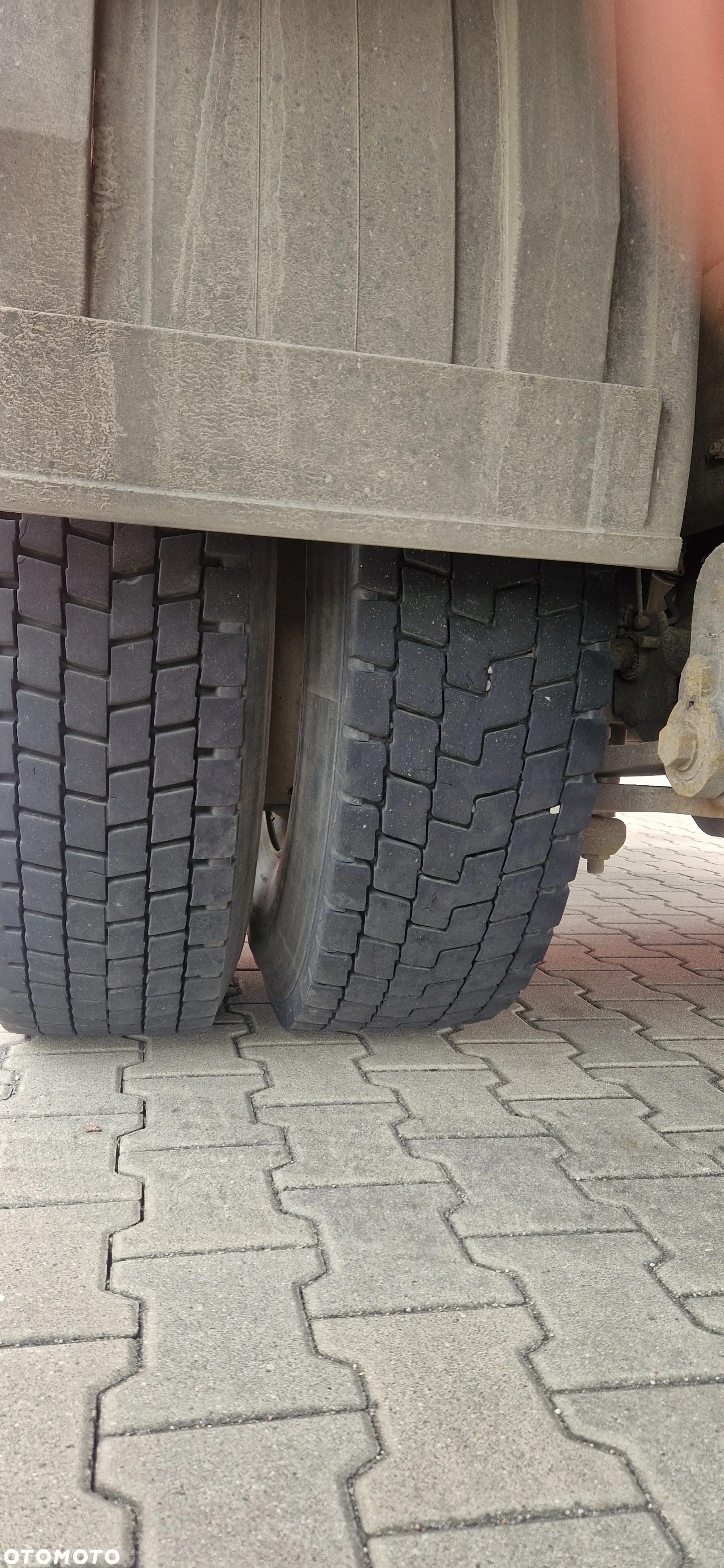 Renault Premium 320 - 7
