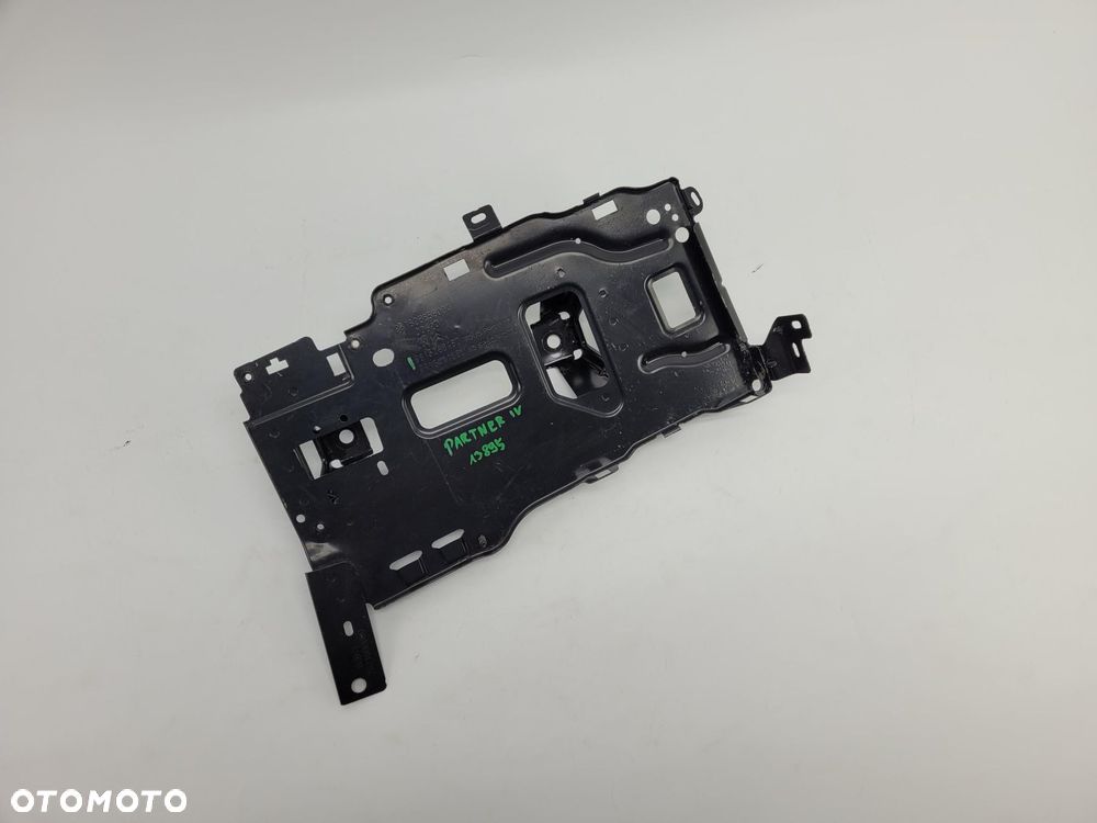 PODSTAWA AKUMULATORA BLACHA PEUGEOT PARTNER IV 2018- 9815288580 - 2