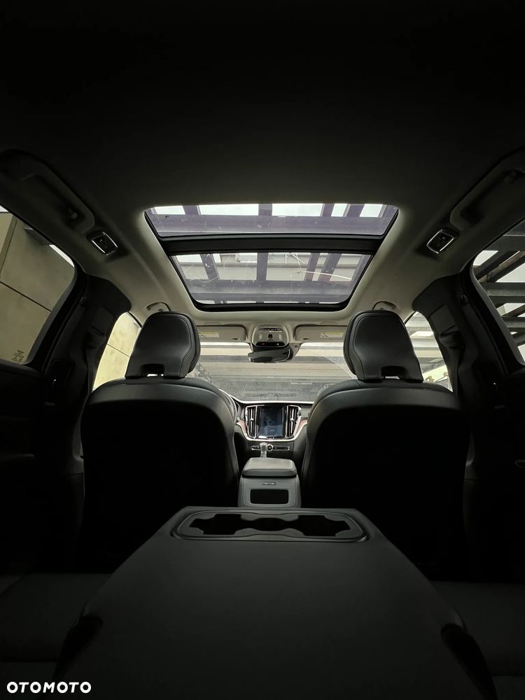 Volvo S60 T6 AWD Momentum Pro - 6