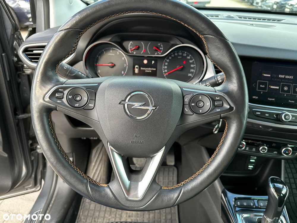 Opel Crossland X - 8
