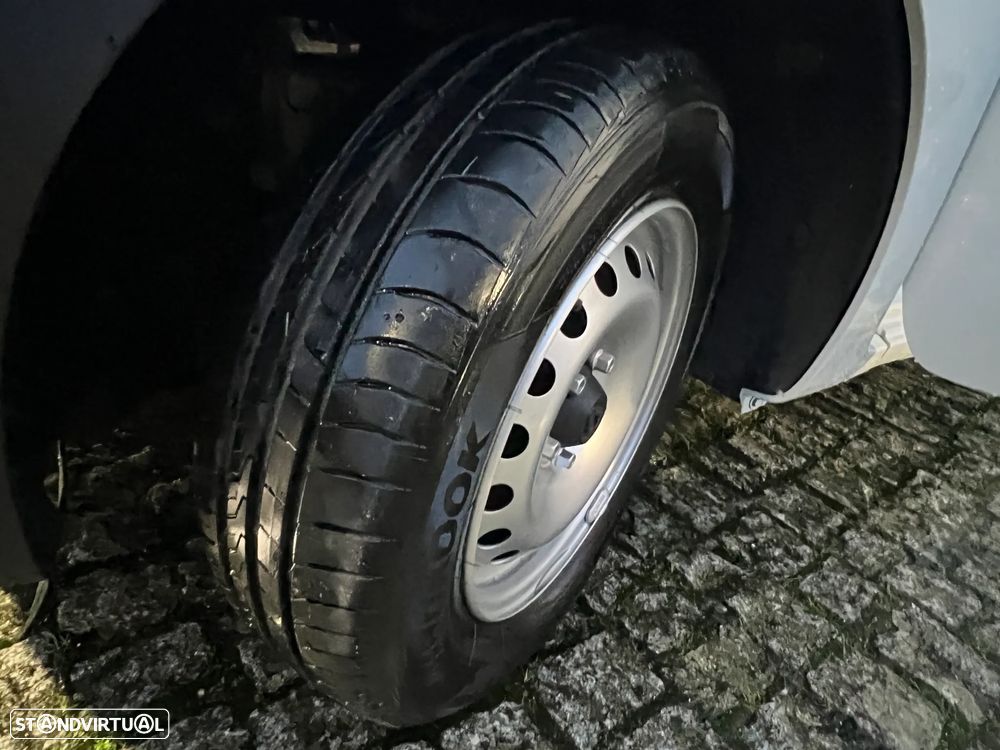 Renault Kangoo 1.5 Dci Express Business 95 cv 3 lug - 24