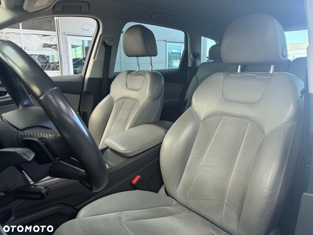 Audi Q7 - 17