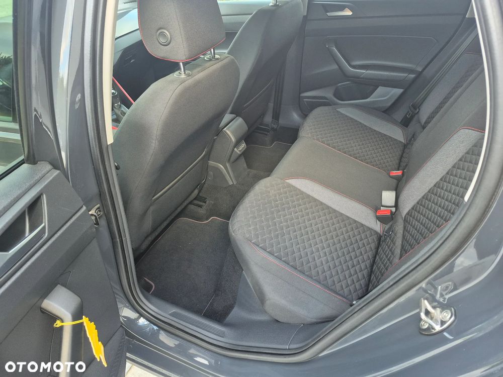 Volkswagen Polo - 21