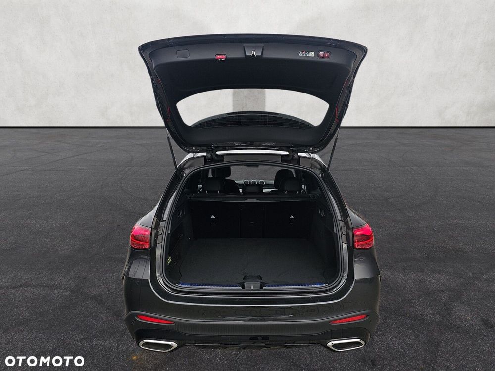 Mercedes-Benz GLC - 16