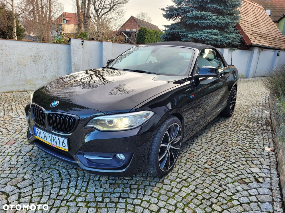 BMW Seria 2 220d Cabrio Sport-Aut M Sport