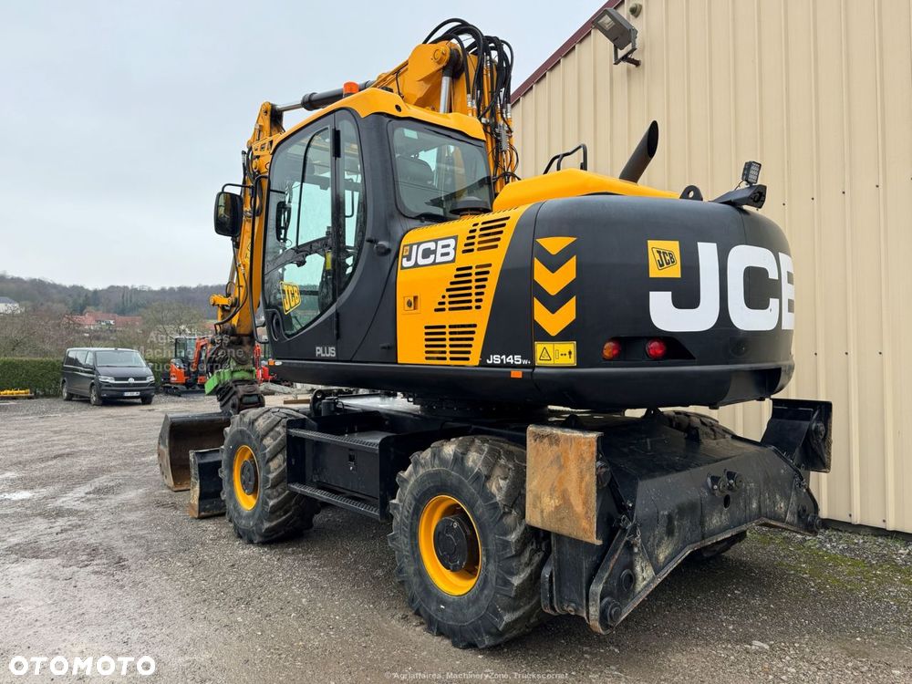 JCB JS 145 W - 12
