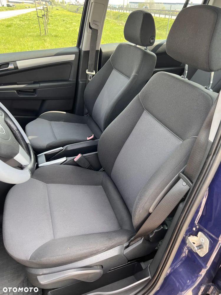 Opel Zafira 1.6 Active - 10