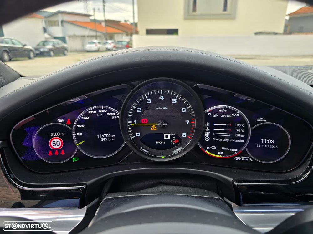 Porsche Panamera 4S E-Hybrid - 17