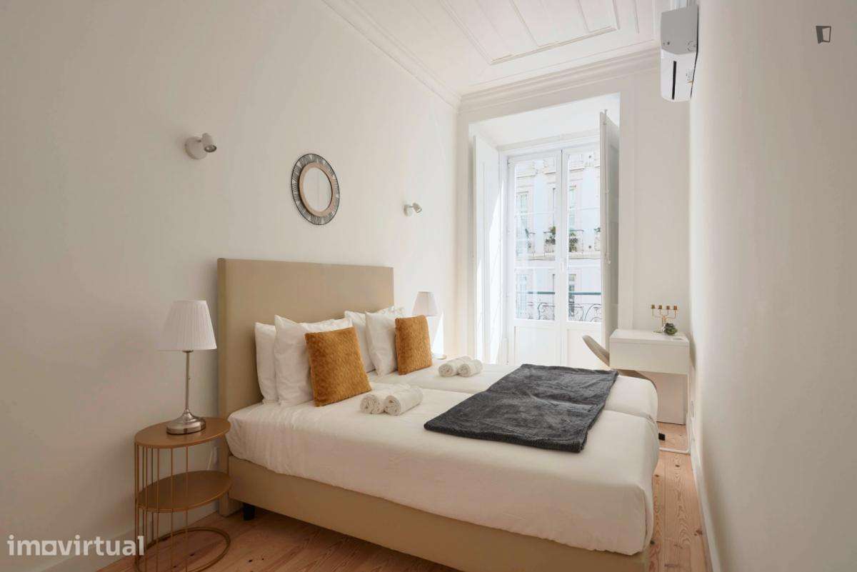 Apartamento com 3 quartos - localizado em Bairro Alto Lisbon - Grande imagem: 2/60