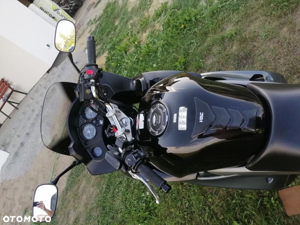 Honda CBF - 9