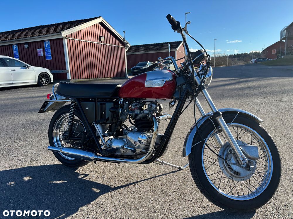 Triumph Bonneville - 6