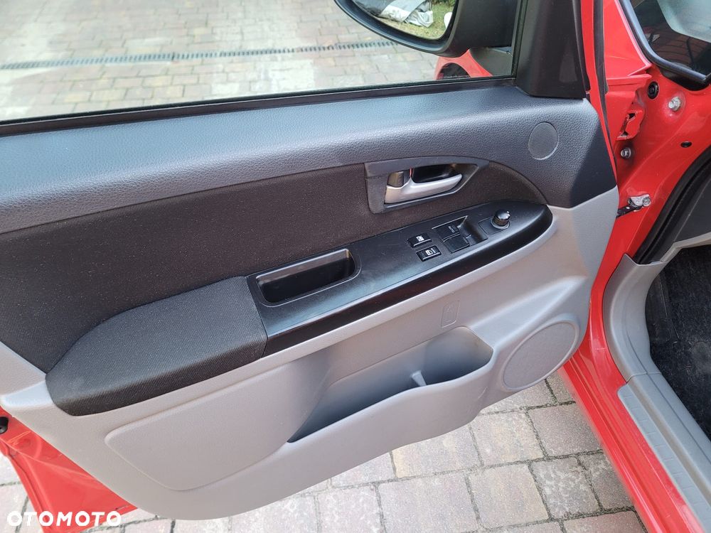 Suzuki SX4 1.6 VVT 4x2 Comfort - 33