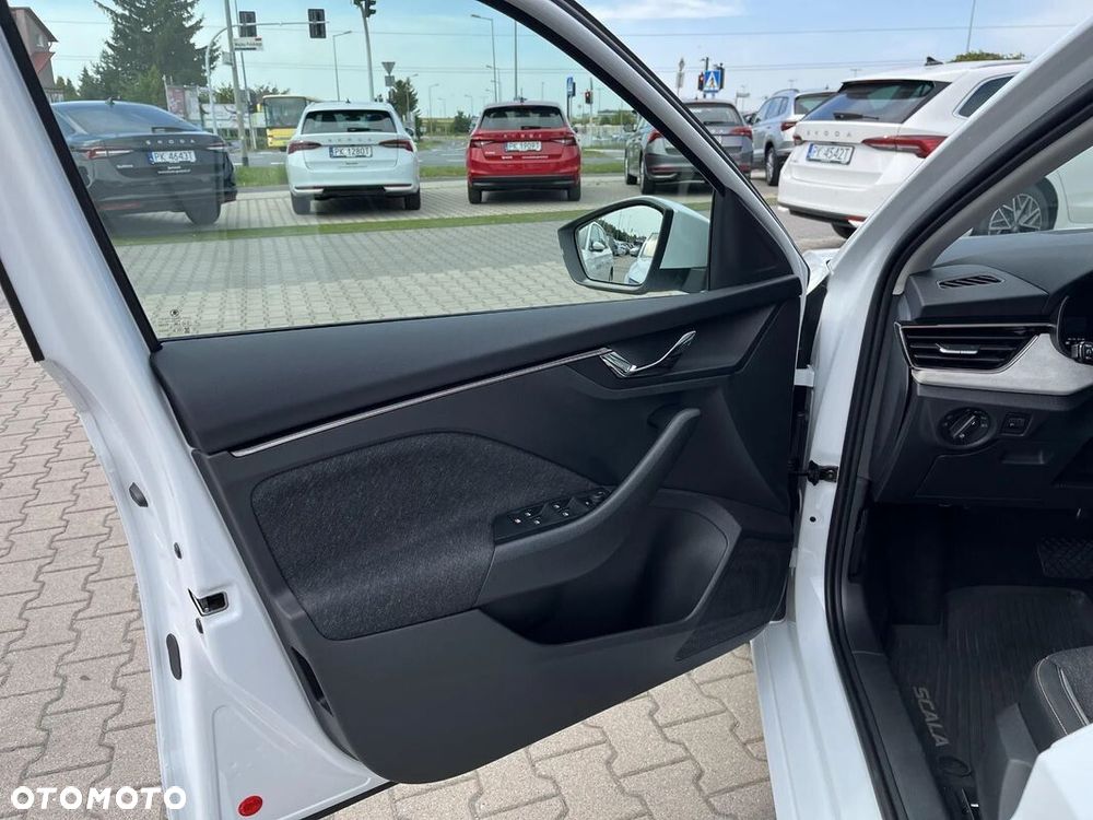 Skoda Scala 1.5 TSI Selection DSG - 11