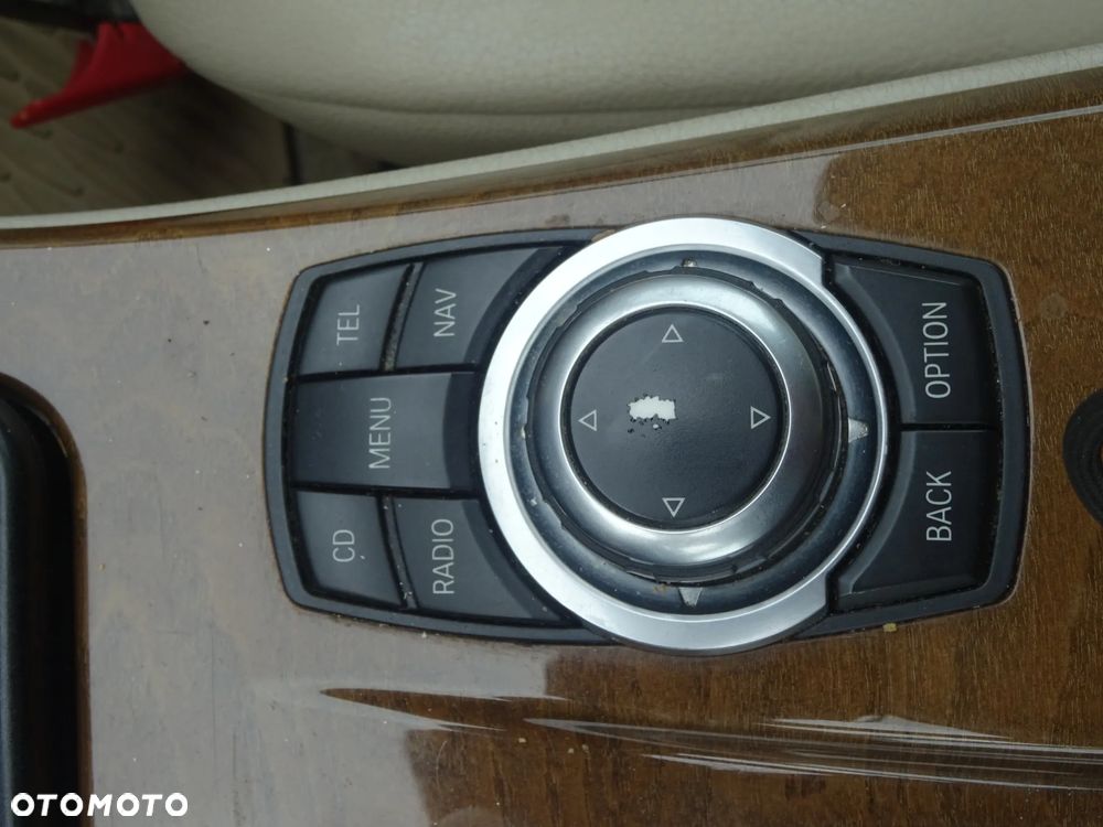 BMW Seria 5 520d - 28