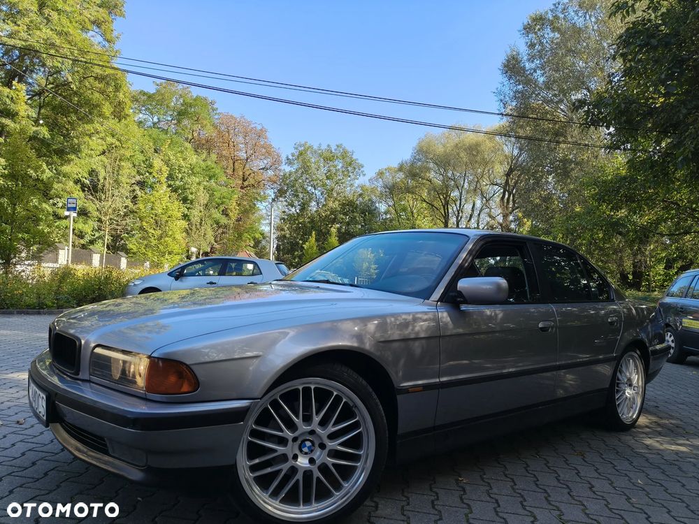 BMW Seria 7 - 9