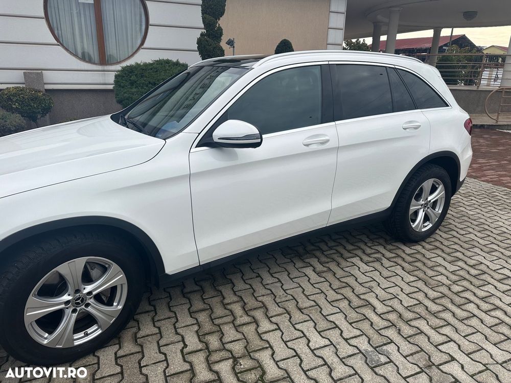 Mercedes-Benz GLC 250 4MATIC - 5