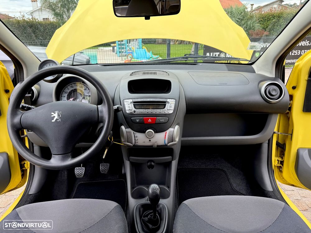 Peugeot 107 1.0 Urban - 45