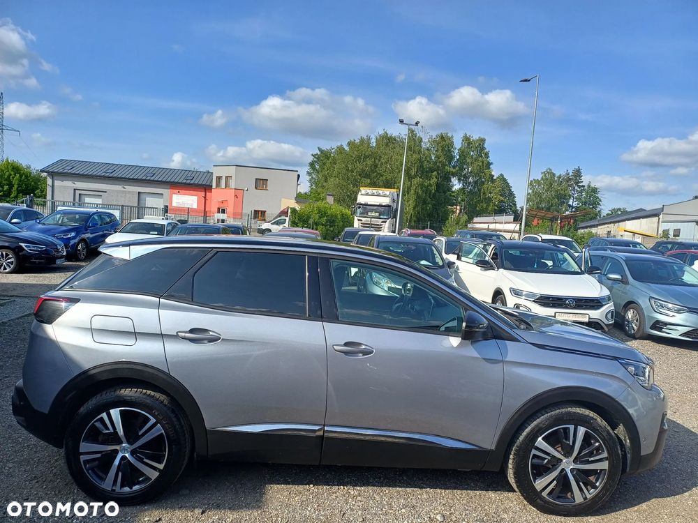 Peugeot 3008 1.2 PureTech Allure S&S - 7