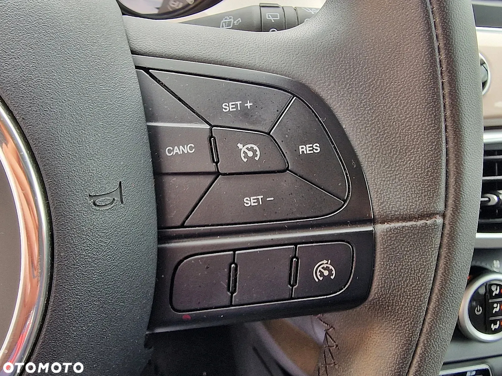 Fiat 500X 1.4 MultiAir City Cross DDCT - 21