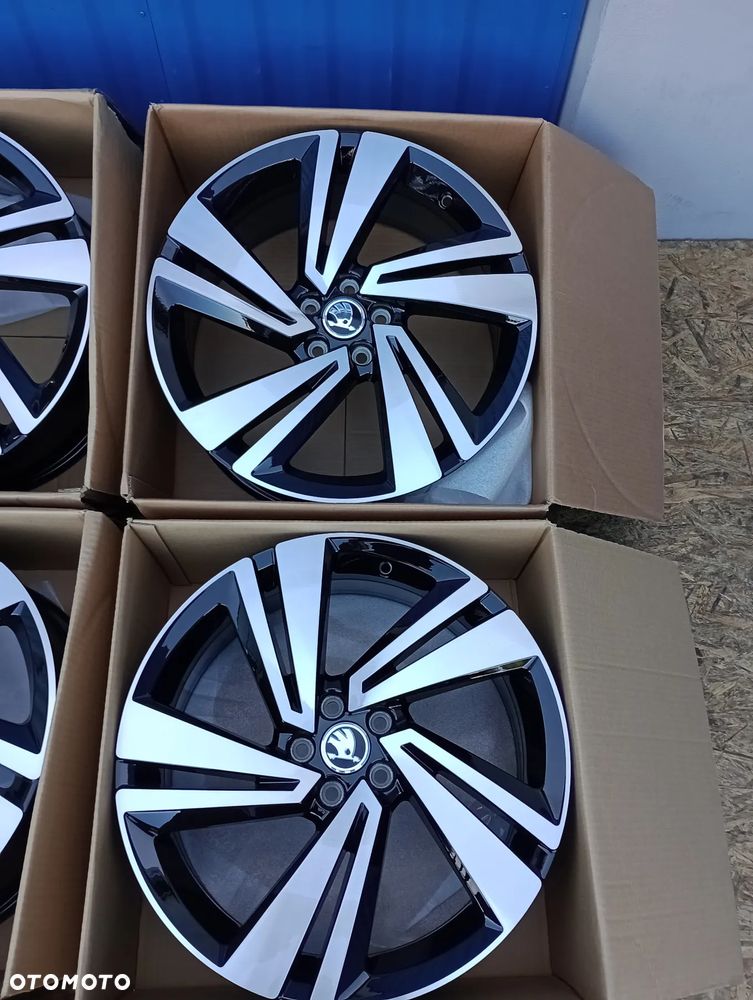 NOWE FELGI ALUMINIOWE 5x100 R18 7J ET39 SKODA FABIA KAMIQ RAPID SCALA - 3