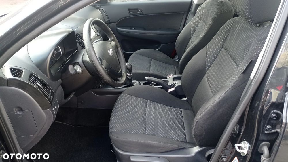 Hyundai i30 i30cw 1.4 Comfort - 35