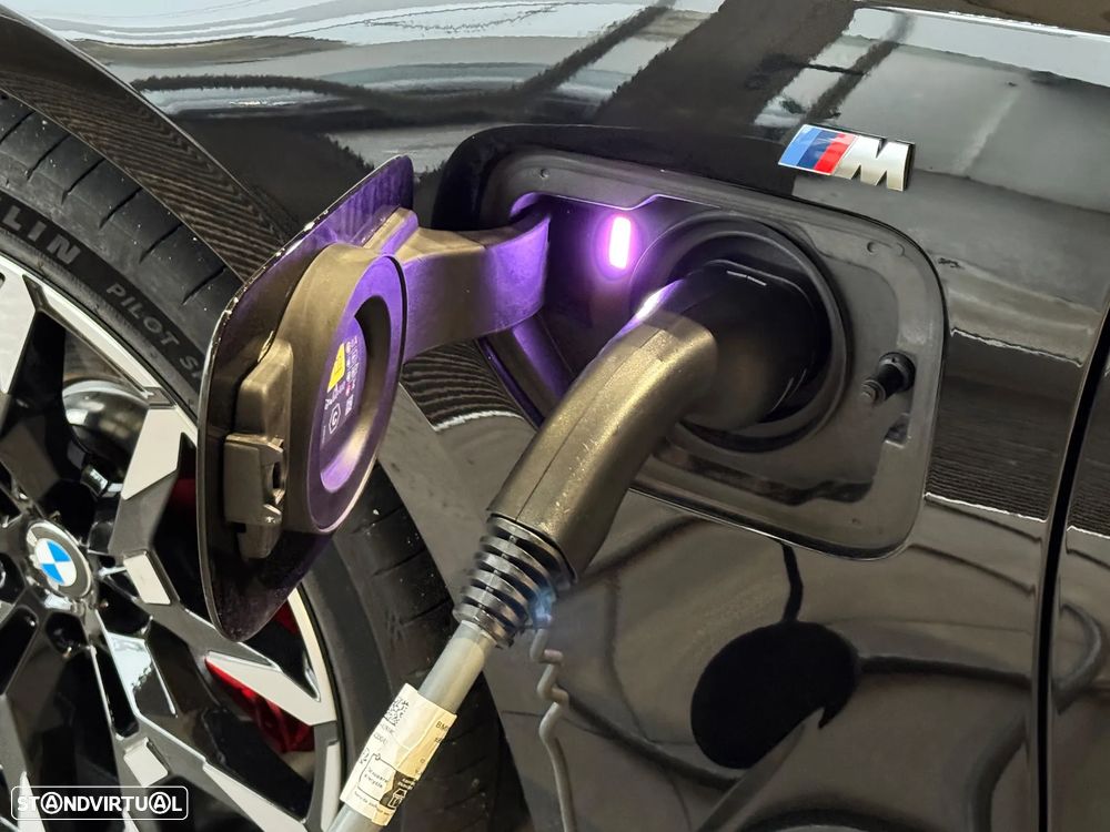 BMW 330 e Pack Desportivo M Pro Auto - 14