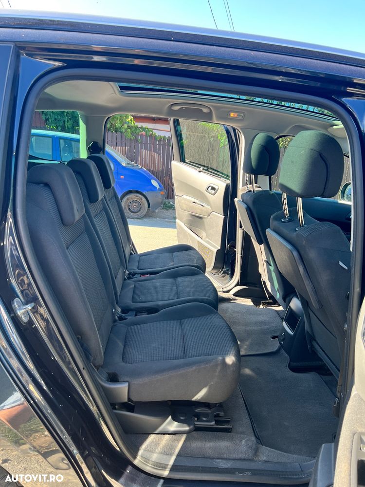 Peugeot 5008 1.6 HDI Access - 10