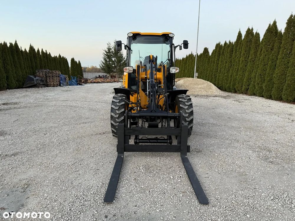 JCB 406 / 2021 ROK / SILNIK 4-CYL / PIĘKNA / ORYGINAŁ / ZADBANA / SPROWADZONA Z NIEMIEC / MAŁE GABARYTY / SILNA / 407 408 409 60 70 M 506 509 - 6