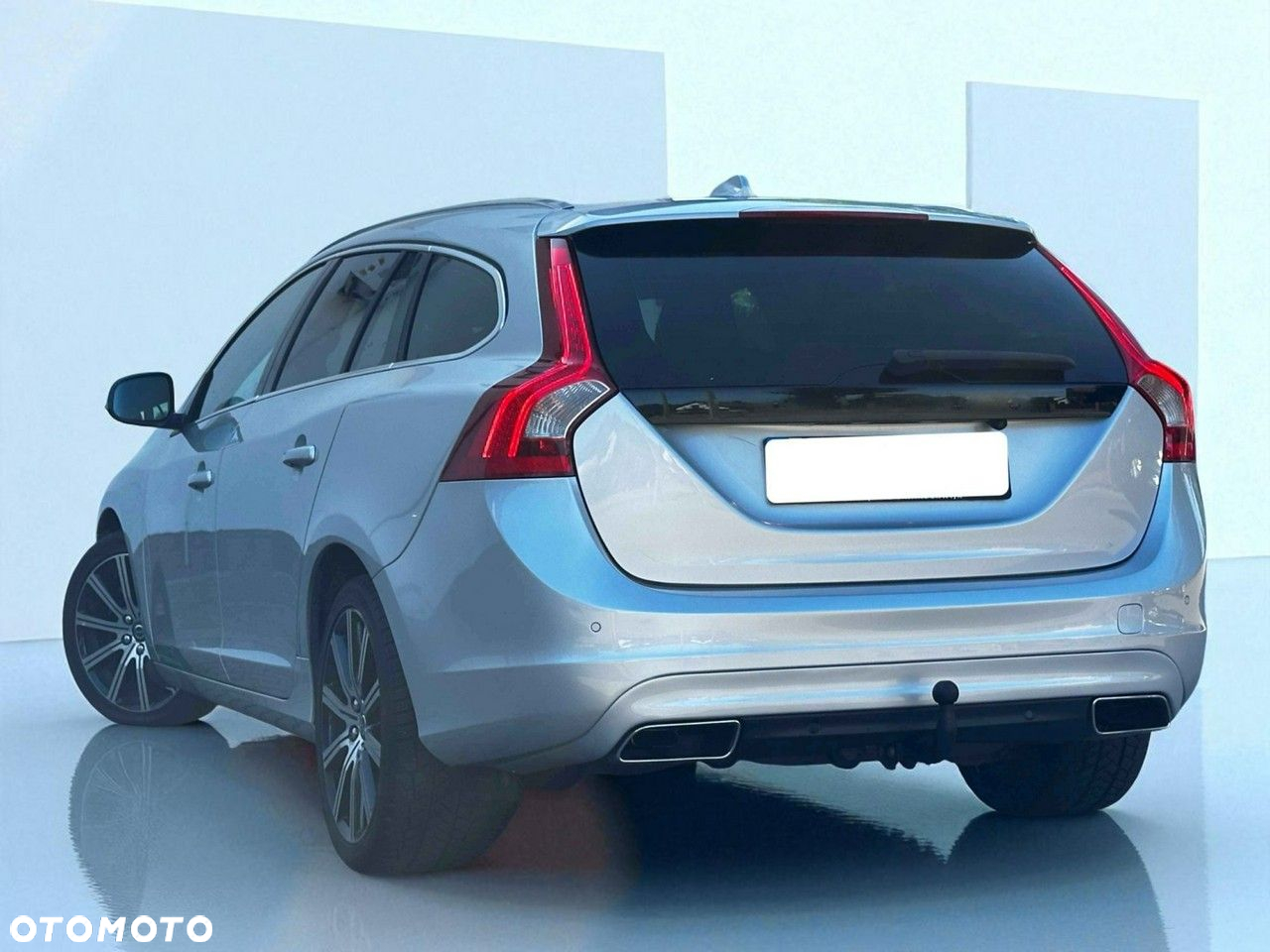 Volvo V60 D4 Geartronic Summum - 12