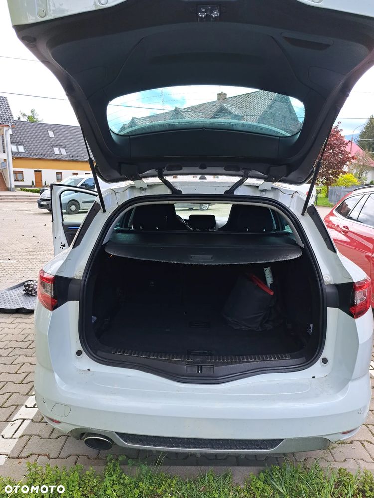 Renault Megane ENERGY TCe 130 EDC GT LINE - 26