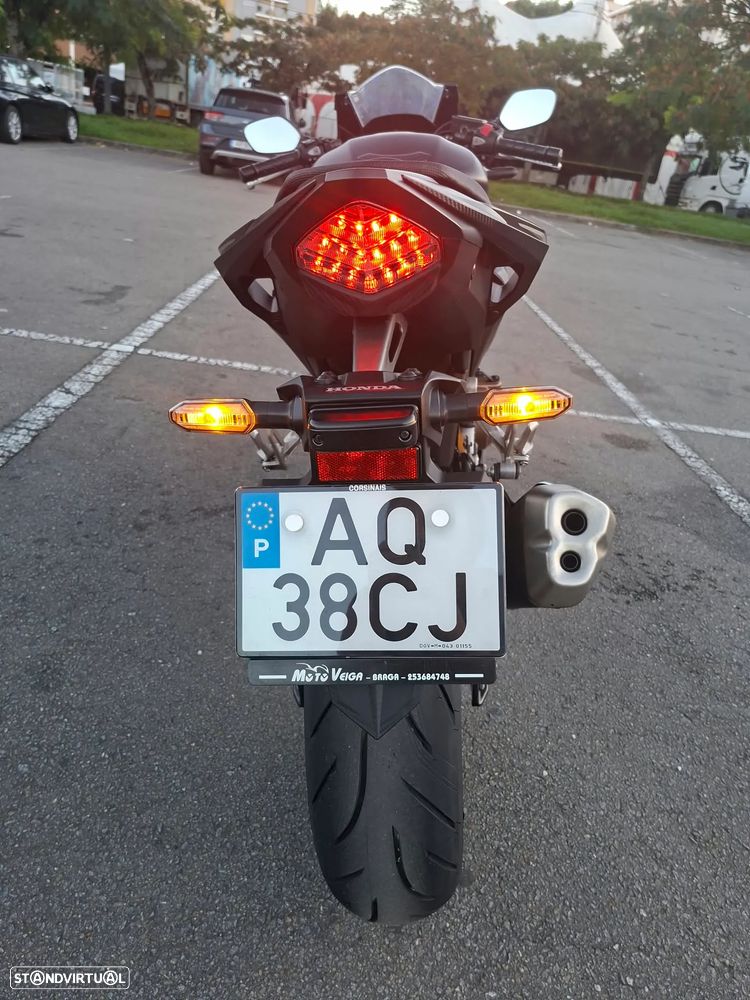 Honda CBR - 11