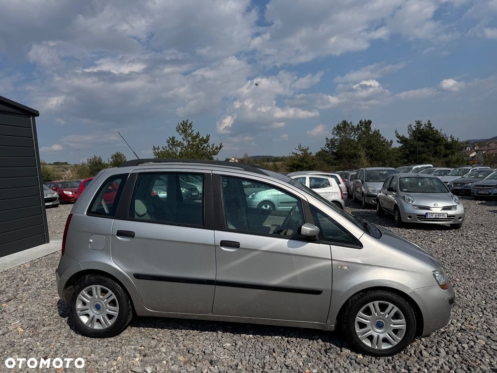 Fiat Idea 1.4 16V Dynamic - 4
