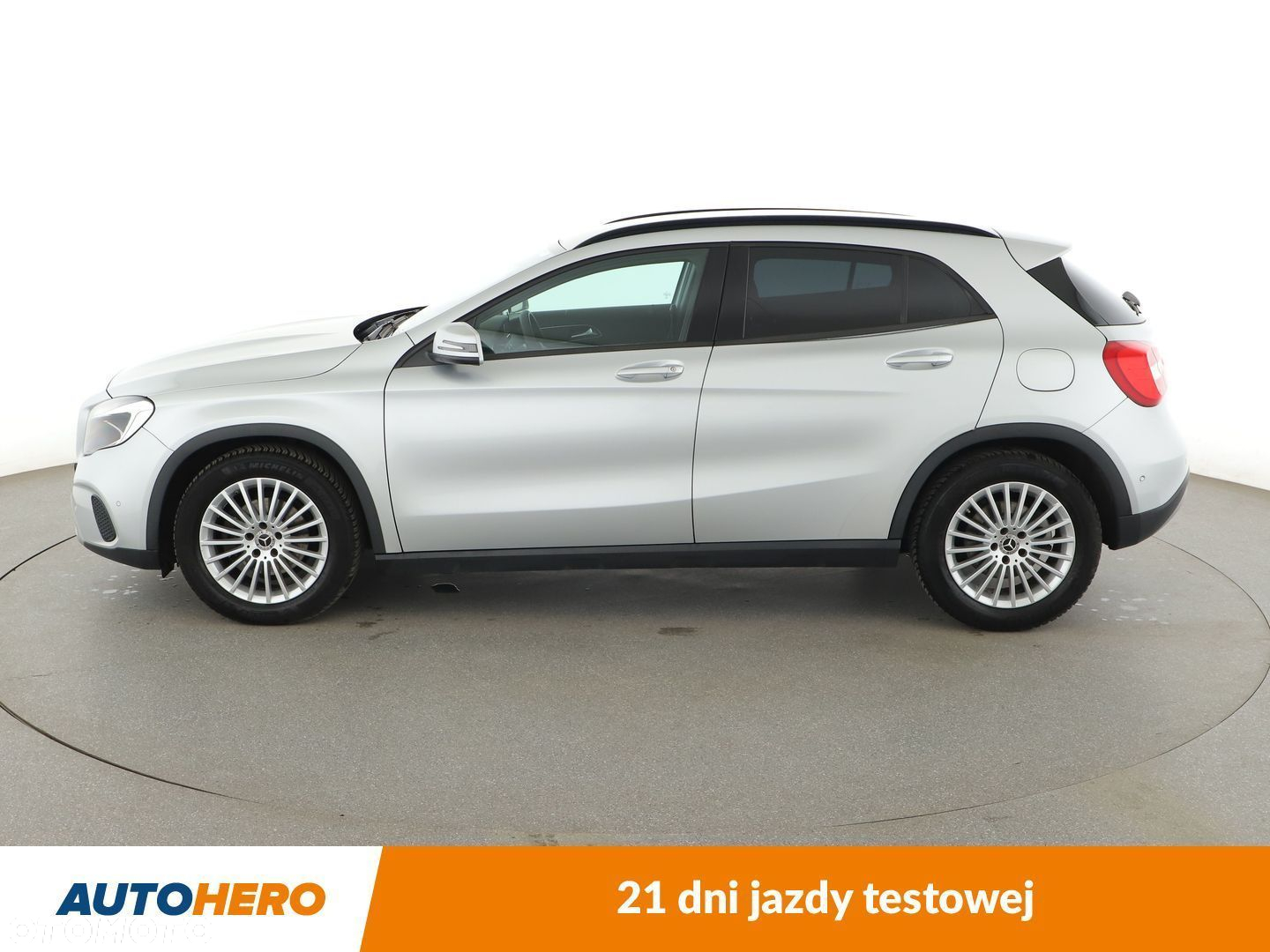 Mercedes-Benz GLA 180 - 2