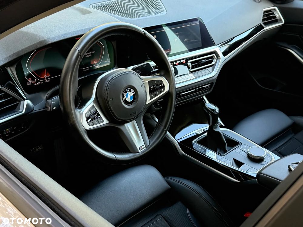 BMW Seria 3 320d Sport Line - 11