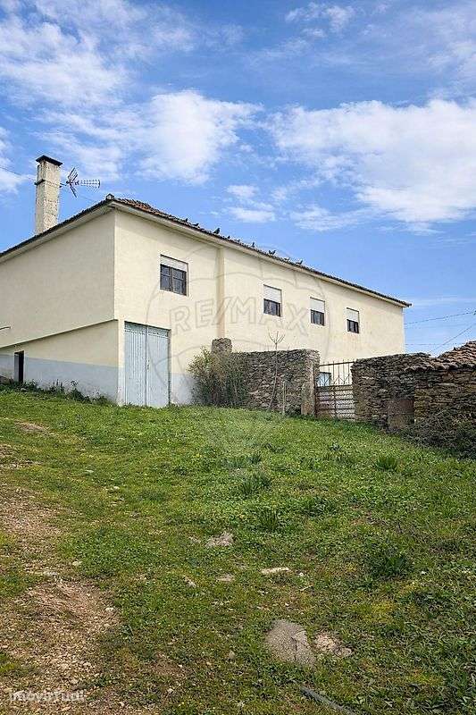 Moradia T4 para venda - Grande imagem: 2/12