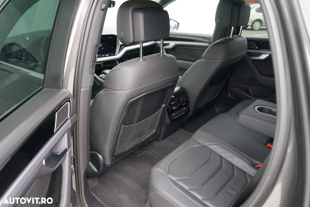 Volkswagen Touareg 3.0 V6 TDI 4Motion DPF Automatik R-Line - 32