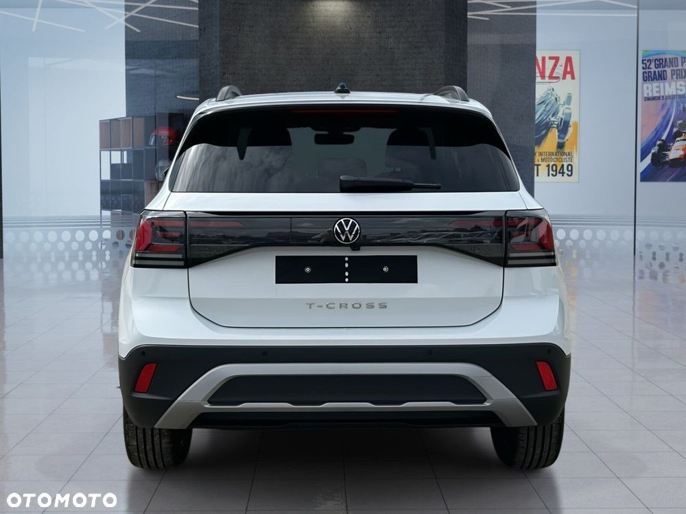Volkswagen T-Cross - 12