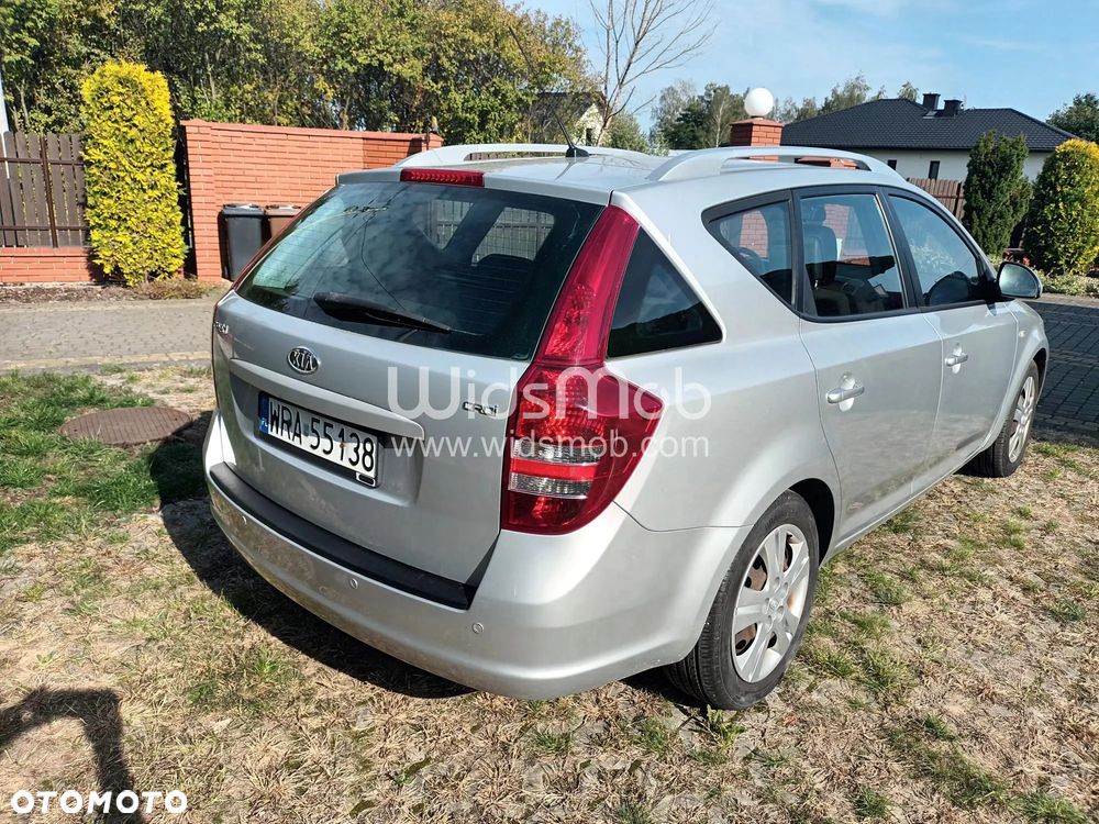 Kia Ceed - 6